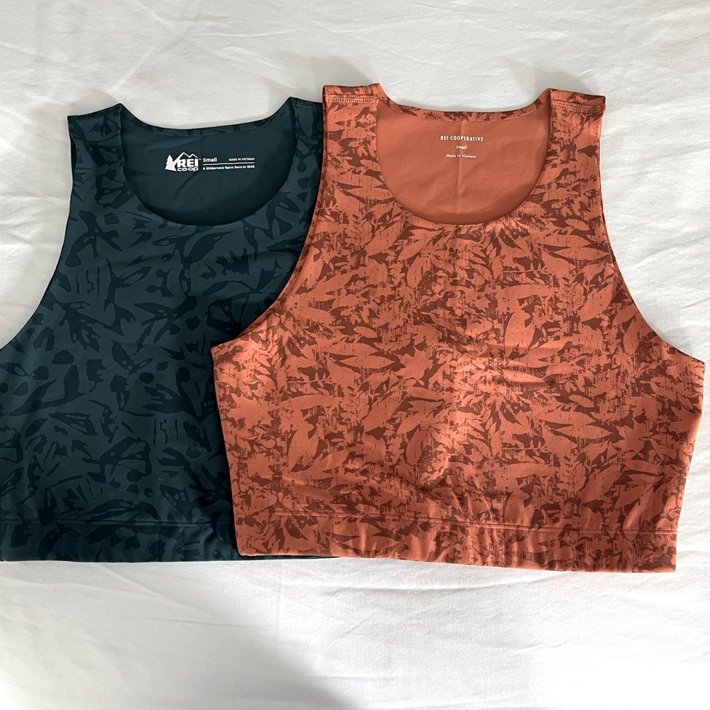 2️⃣ REI Co-op Outdoor Hiking Running Trail Athletic Sports Bra Tanks